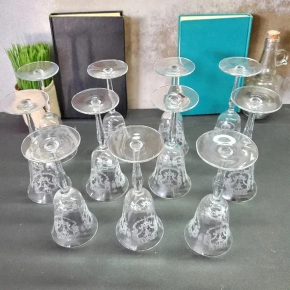 4 Morgantown Glass Co's Virginia Cordial Etched in Clear Wine/Water Glasses - Picture 16 of 16